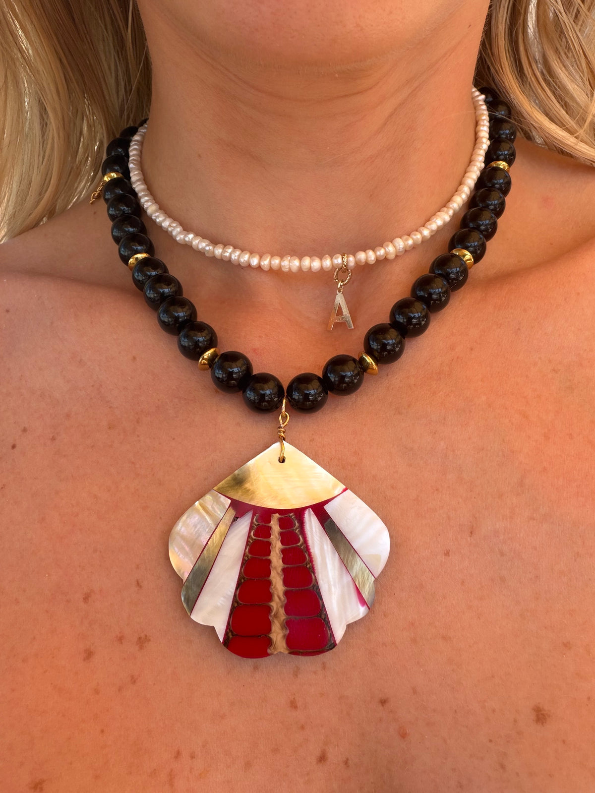 Collana BLACK SHELL